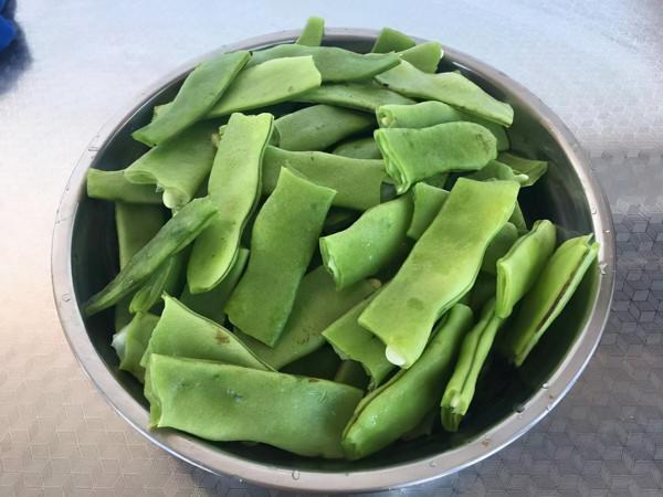 河南兒媳婦來做客，我給做了這4道特色菜，兒媳婦直誇我手藝好