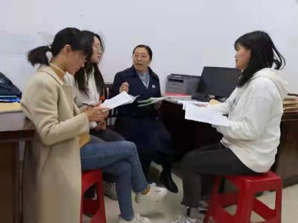 立德樹人塑黨課 春風化雨知黨情——九江一中組織學生學習《習近平新時代中國特色社會主義思想學生讀本》