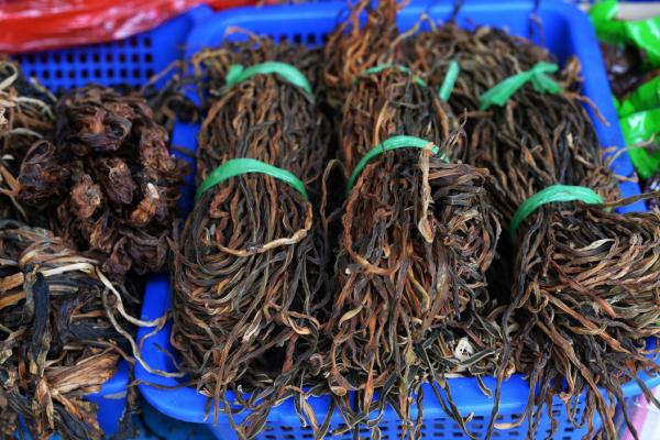 這6種蔬菜好吃還不貴,秋天正當季,多買點曬乾,冬天燉肉真過癮 這6種蔬菜好吃還不貴,秋天正當季,多買點曬乾,冬天燉肉真過癮