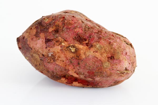 發芽的大蒜、土豆有沒有毒？是趁早扔掉還是繼續吃？看完長知識了