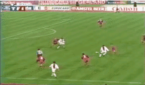 歐冠歷史最佳進球公佈，梅西C羅領銜，齊祖天外飛仙落選