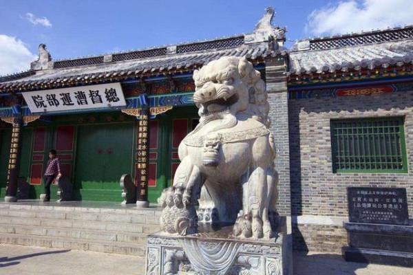 晚清官場老流氓：我搶過李鴻章，罵過左宗棠，曾國藩一見我就頭疼