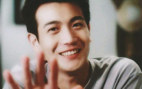 別再吹捧“建模臉”了！這4位男演員告訴你，什麼是小說男主的臉