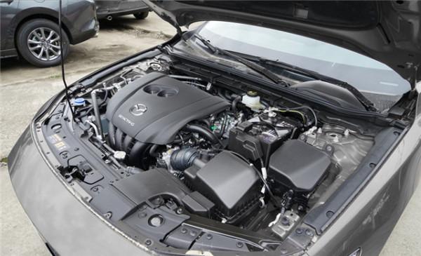 馬自達3昂克賽拉：配1.5L和2.0L，好看又好開，是不是你的菜？