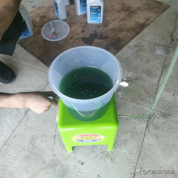 你們的奧迪燒機油是怎麼修的，我覺得這臺奧迪Q5燒機油的修法才對