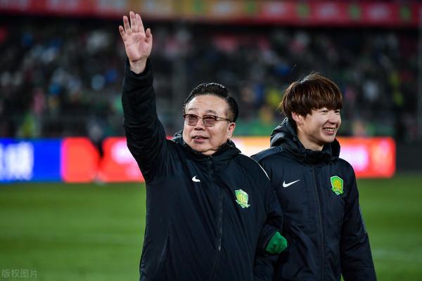 前國安老總:曾經反對中國足球燒錢風,但足協回覆這是市場規律 前國安老總:曾經反對中國足球燒錢風,但足協回覆這是市場規律