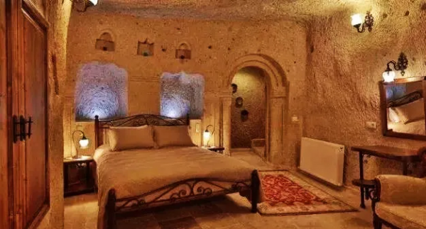 菜吧：無氮不生長,無磷難成花,無鉀不上色，無硼難坐果，缺鈣裂果