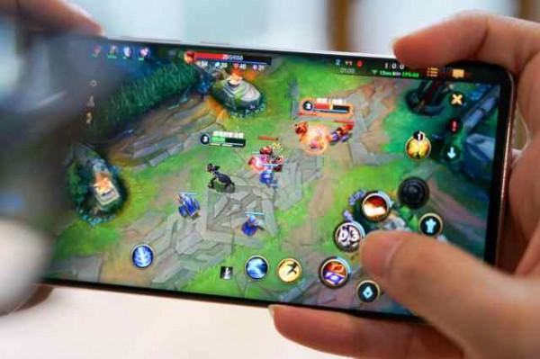 vivo S12 Pro評測：效能出眾，輕薄機身下的影像先鋒