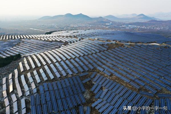 明日板塊預測：國防軍工、半導體、白酒、醫療、鋰電池、光伏