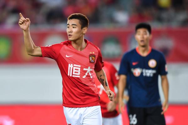 響應足協號召!韋世豪領銜,恆大3人或將留洋歐洲,下一個武磊? 響應足協號召!韋世豪領銜,恆大3人或將留洋歐洲,下一個武磊?