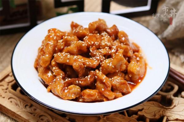 中秋家宴，10菜1湯已備好，有葷有素，好吃還簡單，家人都滿意