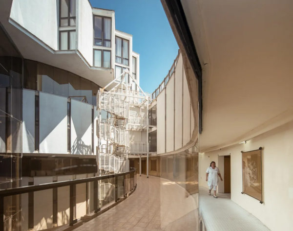 迷人而詭異的蘇聯養老院