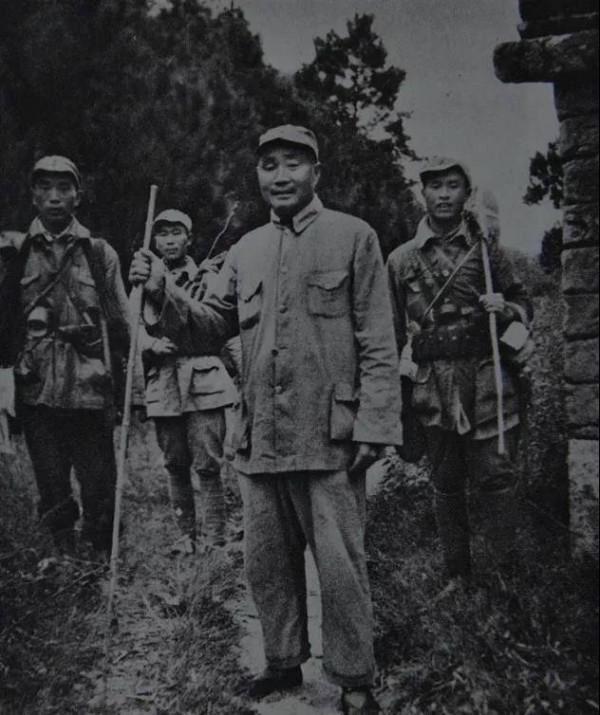 最長壽的開國元帥,94歲病逝後子女結局?7個子女卻出了4個少將 最長壽的開國元帥,94歲病逝後子女結局?7個子女卻出了4個少將