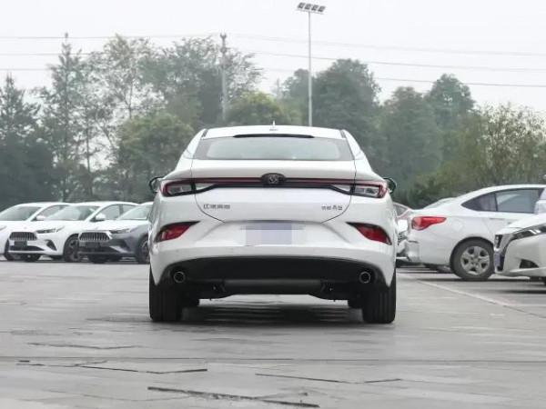 大眾背書+起亞前臉，7萬多就有150馬力，思皓A5家用合格嗎？