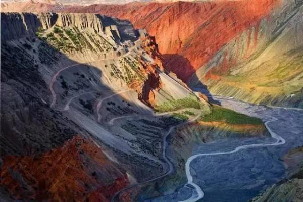 國內最適合自駕六條線路,這輩子一定要走一次(附詳細線路)上 國內最適合自駕六條線路,這輩子一定要走一次(附詳細線路)上