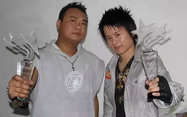 “高音王子”張傑,落魄時深愛的女人離開他,靠粉絲眾籌解圍脫身 “高音王子”張傑,落魄時深愛的女人離開他,靠粉絲眾籌解圍脫身