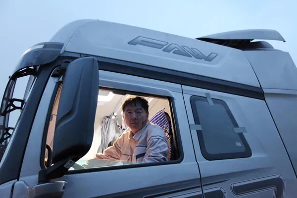 解放忠實使用者李鑫：國六J7的藏區遊歷 | 卡車之友網