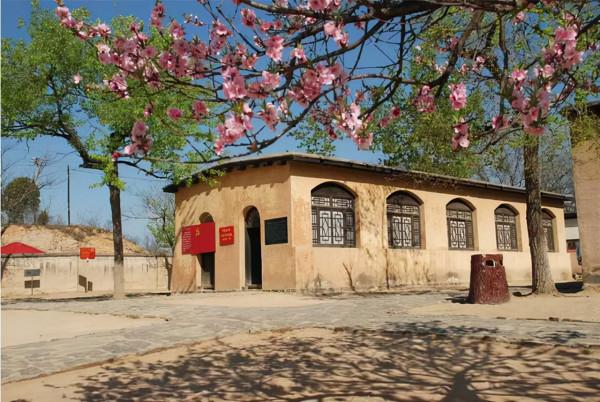 斯大林特使想在酒桌上灌醉毛澤東,反被主席35個辣椒“灌醉” 斯大林特使想在酒桌上灌醉毛澤東,反被主席35個辣椒“灌醉”