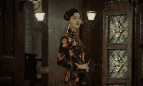 旗袍如照妖鏡，看看這17位女星，誰最驚豔，誰像偷穿大人衣服？