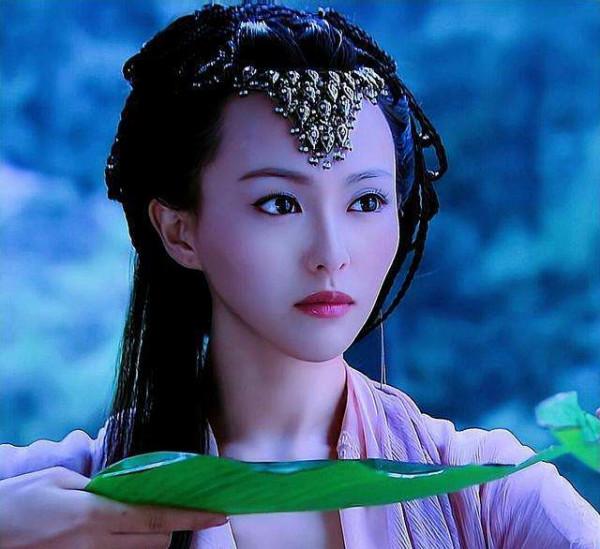 阿嬌的腿，楊冪的鼻子，劉亦菲的肩膀，說說女星的長相短板