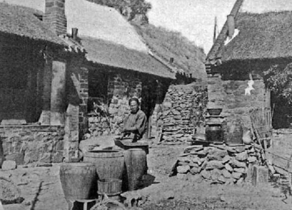 民國農村奇案:暴雪中老宅密室殺人事件,一個小破綻揭開全盤計劃 民國農村奇案:暴雪中老宅密室殺人事件,一個小破綻揭開全盤計劃