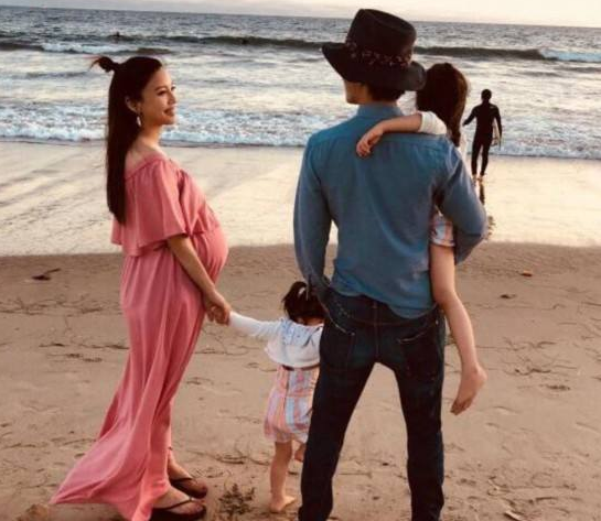 李靚蕾真實學歷被確認，才女淪為全職家庭主婦，是問題的開端？