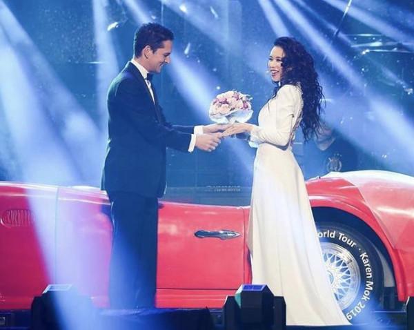 莫文蔚10年紀念日罕見曬照,中途經歷3段失敗感情,最終迴歸初戀 莫文蔚10年紀念日罕見曬照,中途經歷3段失敗感情,最終迴歸初戀