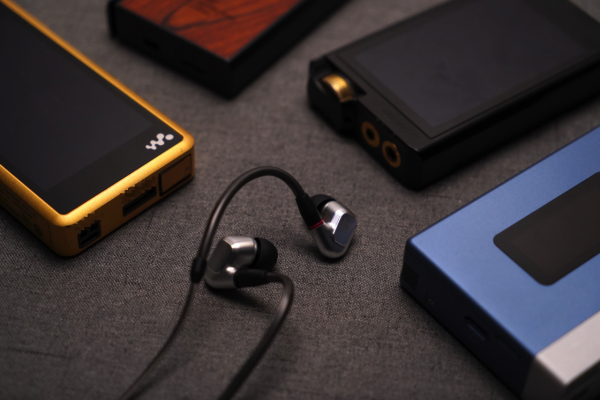 耳廓裡的音樂廳:森海塞爾旗艦耳塞IE900體驗 耳廓裡的音樂廳:森海塞爾旗艦耳塞IE900體驗