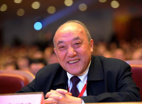 牛根生退出蒙牛、張瑞敏退休，還有人去世或出事，哪些大佬隱退了