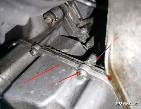 幾萬塊的賓士S600你們敢買嗎？這種車況檢測師看到都眼饞