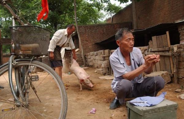 八十年代農村常見的5種“手藝人”,當年搶著當,如今卻越來越少 八十年代農村常見的5種“手藝人”,當年搶著當,如今卻越來越少