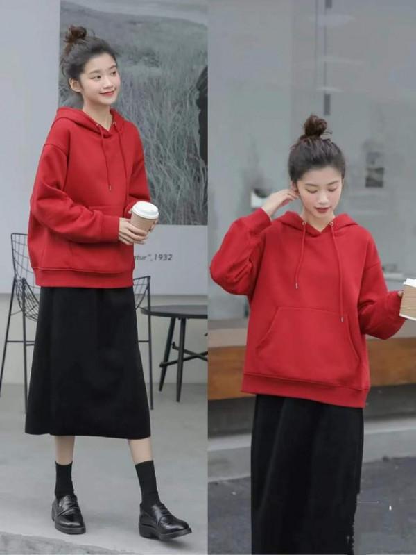 氛圍感十足的新年紅單品，有這“三樣”就夠了，俏皮可愛很討喜