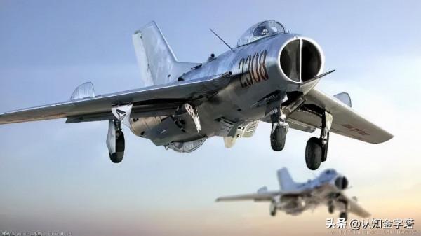 中國空軍最蠢叛徒，為何叛逃美國失敗？解讀最後一名叛逃飛行員