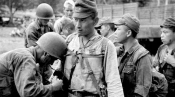 2006年，侵華老兵來中國謝罪，一個學生的質問，讓他說不出話