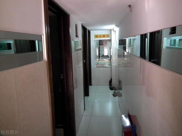 北京87平方米冬冷夏熱的蝸居,花費20萬變成3三室兩廳,同時住5人 北京87平方米冬冷夏熱的蝸居,花費20萬變成3三室兩廳,同時住5人