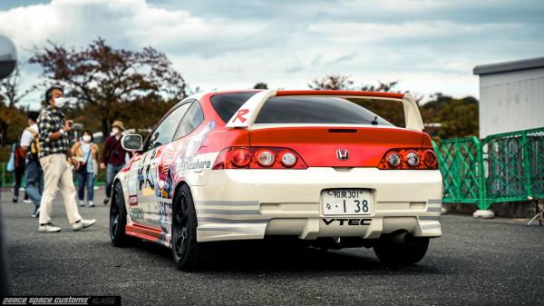 把你貼到車上是我愛的表達，歡迎來到痛車天國（上）