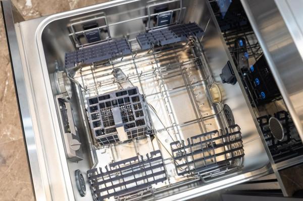 水槽式洗碗機好用嗎？我家買過一臺，花了7000元，決定再也不買了