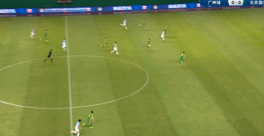 中超-廣州城5-0送國安慘案 卡爾多納2射1傳蒂亞戈雙響張功破門 中超-廣州城5-0送國安慘案 卡爾多納2射1傳蒂亞戈雙響張功破門