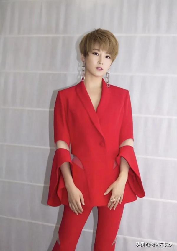 謝楠最新寫真集