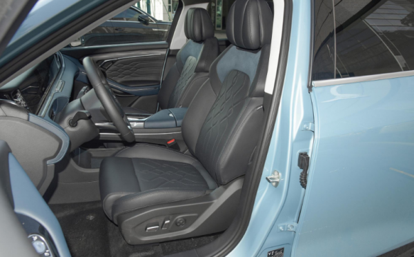 售價31.36萬元起,加速低至4.5s,全面分析嵐圖FREE 售價31.36萬元起,加速低至4.5s,全面分析嵐圖FREE