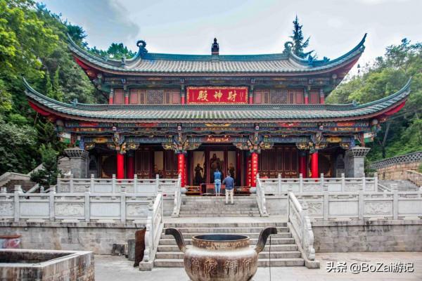 到雲南昆明周邊旅遊必去的13大景點,你去過幾個?最愛哪個景點? 到雲南昆明周邊旅遊必去的13大景點,你去過幾個?最愛哪個景點?