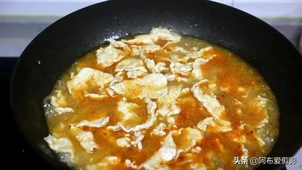 水煮肉片的家常做法，嫩滑鮮香