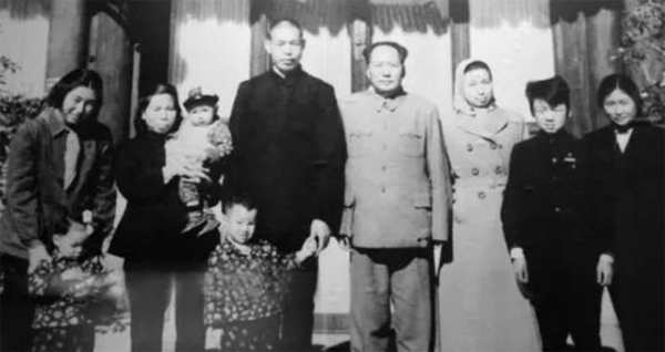 毛澤東侄子毛遠耀,活了101歲,是毛家唯一的一位“百歲老人” 毛澤東侄子毛遠耀,活了101歲,是毛家唯一的一位“百歲老人”