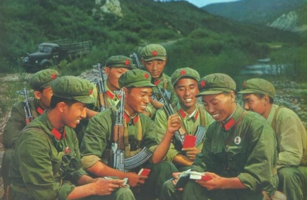 中國56式槍族的餘暉:56-2式自動步槍成就了81槓,深受多國歡迎 中國56式槍族的餘暉:56-2式自動步槍成就了81槓,深受多國歡迎