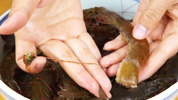 秋冬多給孩子做6道菜,葷素搭配合理,鈣量豐富,常吃個子竄得快 秋冬多給孩子做6道菜,葷素搭配合理,鈣量豐富,常吃個子竄得快