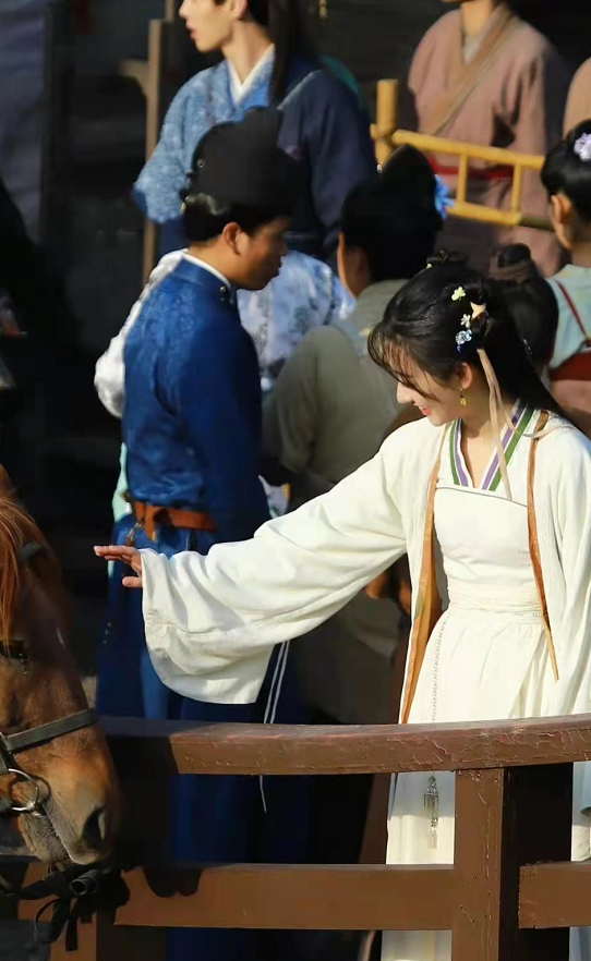 新版仙劍一路透曝光！靈兒長相小家子氣逍遙像路人，服裝也顯寒酸