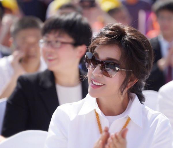 結過4次婚,愛過6個男人,為何60歲的劉曉慶還能嫁頂級富豪? 結過4次婚,愛過6個男人,為何60歲的劉曉慶還能嫁頂級富豪?