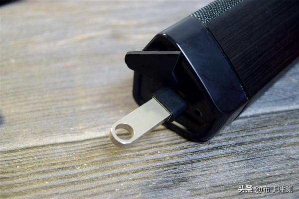 航空鋁合金箱體，百元價格千元品質：雷登S9桌面音箱評測