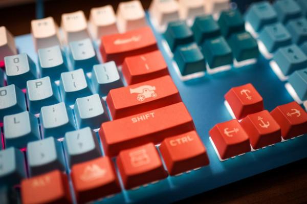 鍵盤海洋裡永恆的海盜船,五年老船粉的碧海之藍搶先開箱 鍵盤海洋裡永恆的海盜船,五年老船粉的碧海之藍搶先開箱