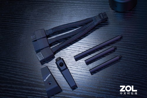 技嘉RTX 3090 Ti魔鷹圖賞 遲來的旗艦卡皇